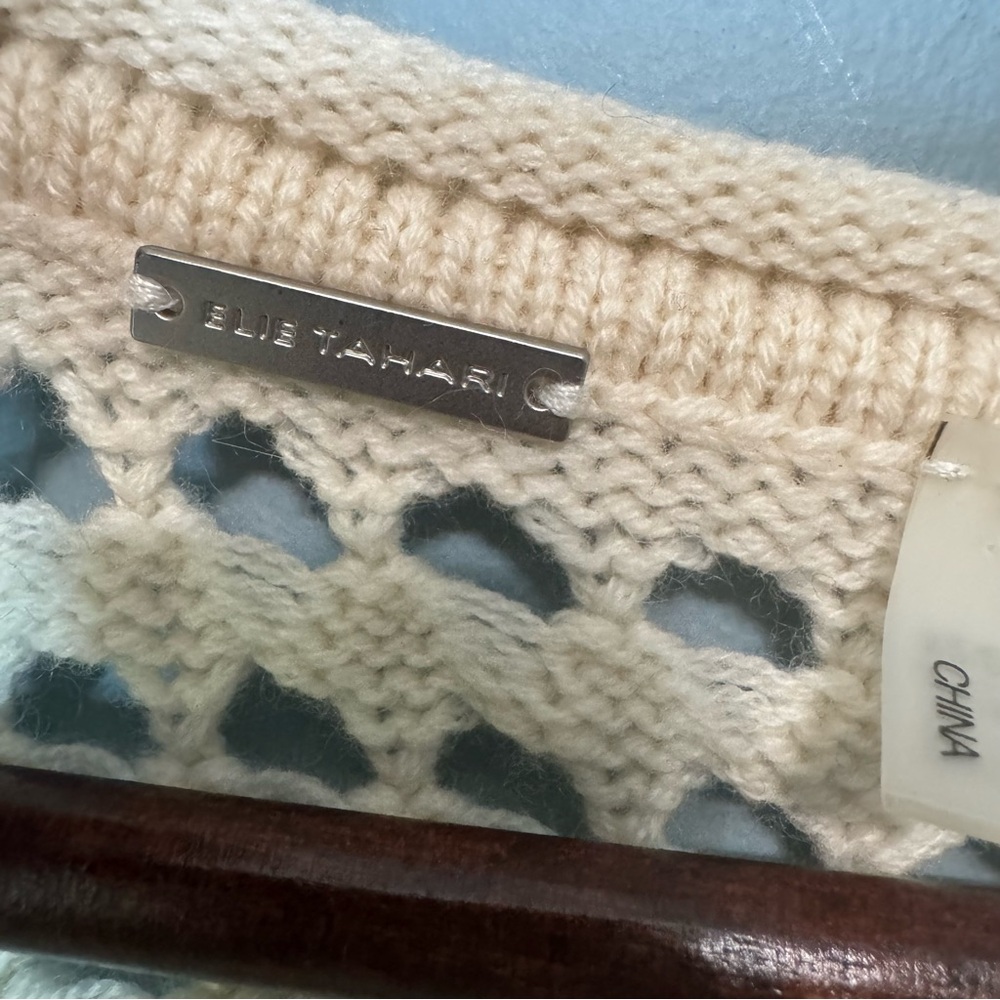 Elie Tahari Pandora Wool Cashmere Open Knit Sweater Poncho Fringe. Cream. XS - Picture 3 of 11